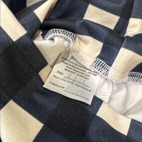 Little Foxies Plaid Peplum top and leggings Set 2T - Picture 8 of 8
